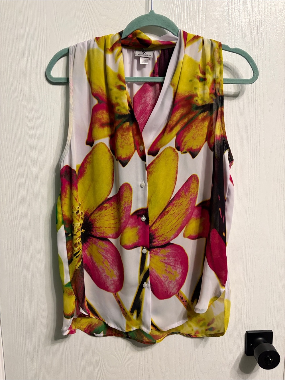 Worthington Sleeveless Floral Button-Front Blouse - Pink & Yellow size large